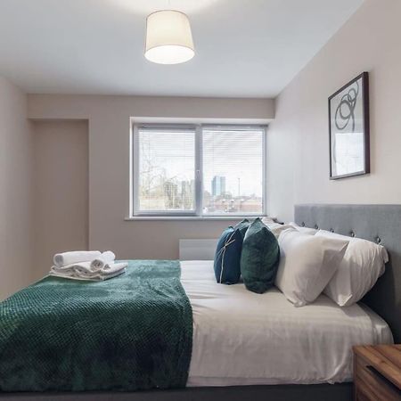 Bright 2 Bed Apartment Manchester - Sleeps 4 Exterior photo