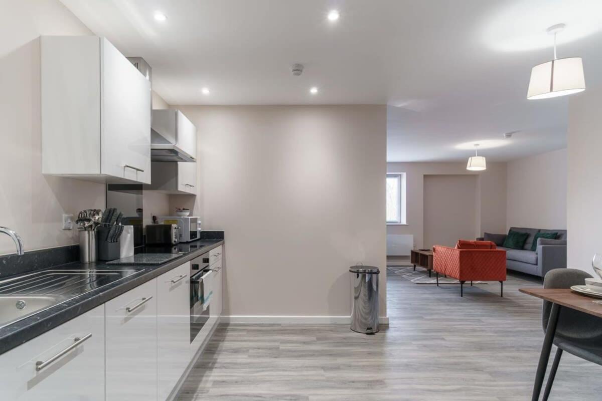 Bright 2 Bed Apartment Manchester - Sleeps 4 Exterior photo